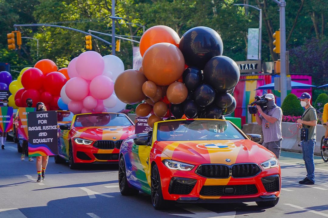 Bmw lgbt logo